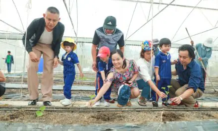 สาธิตกรุงเทพธนบุรี ผุดโครงการ ‘เมล่อนของหนู’  ให้เด็กๆ ได้เรียนรู้จากการลงมือทำจริง