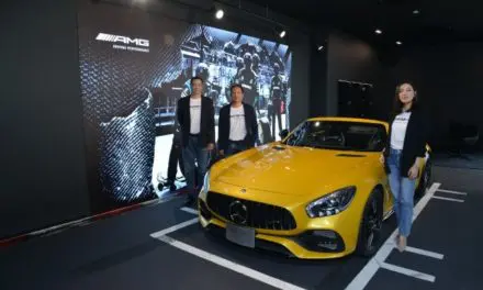 เบนซ์สตาร์แฟลก สยายปีก เปิดตัว Benz Star Flag AMG Performance Center ใหญ่ที่สุดในเอเชีย  เบนซ์ สตาร์แฟลก ตัวแทนจำหน่ายรถยนต์เมอร์เซเดส-เบนซ์ อย่างเป็นทางการ ประกาศความสำเร็จครั้งยิ่งใหญ่ สยายปีก ทุ่มงบกว่า 75 ล้าน เปิดตัว Benz Star Flag AMG Performance Center ใหญ่ที่สุดในเอเชีย