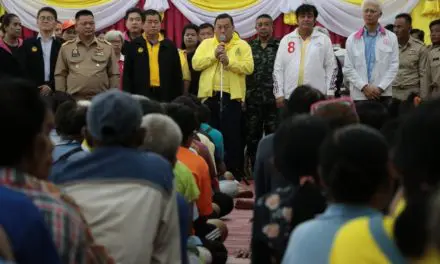 รมว.พม. จับมือ รมช.มท. ลงพื้นที่พิษณุโลกเร่งช่วยเหลือผู้ประสบภัยน้ำท่วม