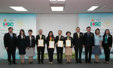 ศูนย์บริการสุขภาพ ที่เกิดจากความร่วมมือระหว่าง คณะสหเวชศาสตร์ ธรรมศาสตร์ กับ บริษัท เอ็มพี กรุ๊ป ประเทศไทย จำกัด คว้าใบรับรองความสามารถ ห้องปฏิบัติการตามมาตรฐาน ISO 15189:2012 และ 15190:2003