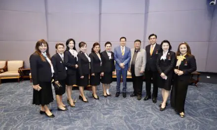 เลขาธิการ คปภ. แนะผลิตภัณฑ์ประกันสุขภาพโฉมใหม่ที่ตอบโจทย์ปัญหาค่ารักษาพยาบาลแพงควรมุ่งในเชิงป้องกันเพื่อช่วยส่งเสริมสุขภาพของคนไทย