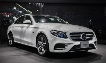 เมอร์เซเดส-เบนซ์ ส่งแคมเปญพิเศษสำหรับ “E-Class” ดอกเบี้ย 0.99% นาน 48 เดือน ถึง 30 เมษายนนี้