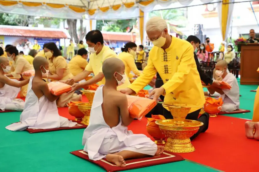 พิธีบรรพชาอุปสมบทราษฎรบนพื้นที่สูง