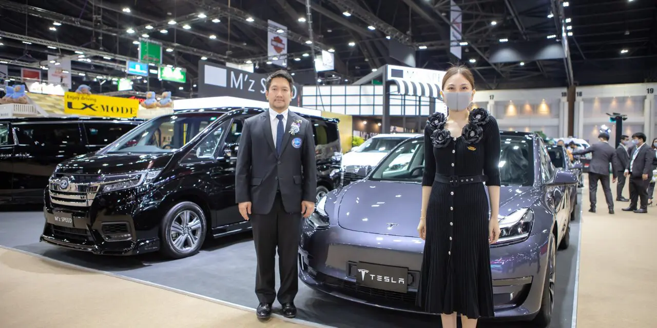 บีอาร์จี ผู้นำเข้ารถยนต์ระดับพรีเมี่ยม เตรียมยกกองทัพรถแต่งเข้าร่วมงาน Motor Show พร้อมถล่มโปรฯ ไม่อั้น แจก Gift Voucher โรงแรมสุดหรูอย่าง Mandarin Oriental Bangkok Hotel และแถมชุดแต่ง M’z “ฟรี” มูลค่ากว่า 150,000 บาท