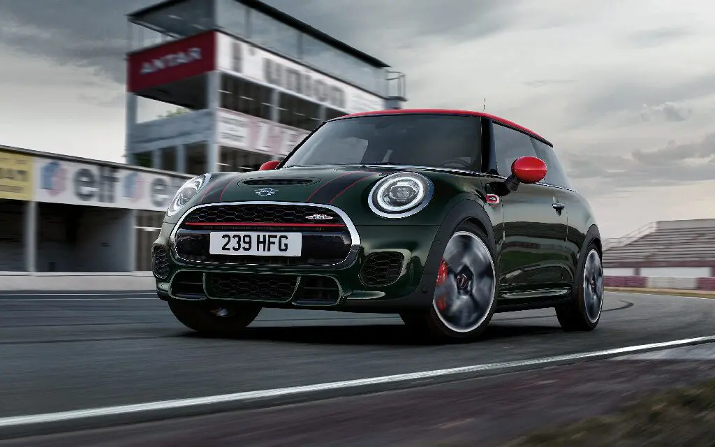 สัมผัส MINI John Cooper Works และจับจอง MINI GP Inspired Limited Edition จำกัดเพียง 19 คัน ในไทย ที่ มินิ มิลเลนเนียม ออโต้