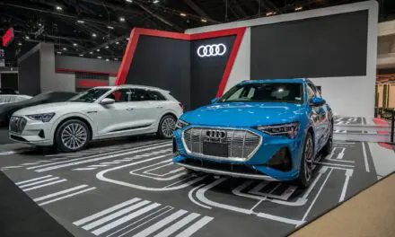 อาวดี้ รุกต่อเนื่อง เปิดตัวพรีเมียม SUV The New Audi Q5 45 TFSI quattro S line Black Edition ณ Motor Show 2021 ในราคาเพียง 3,990,000 บาท พร้อมให้ทุกท่านสัมผัส RS e-tron GT ก่อนใครในเอเชีย พร้อมปะทะกับทัพ RS หลากหลายรุ่น ใส่เต็มกับแคมเปญ 0% นานสุด 7 ปี ไม่มีบอลลูน ห้ามพลาดเจอกันที่ Motor Show 2021