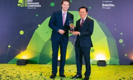 LUXASIA คว้ารางวัลบริษัทที่มีการจัดการดีที่สุดในสิงคโปร์จาก Deloitte