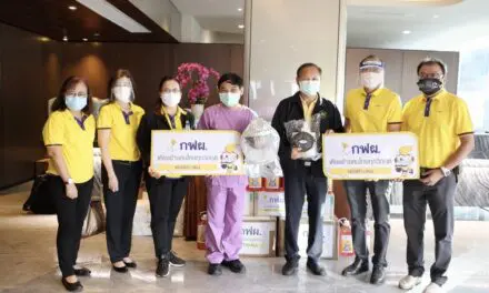 กฟผ. มอบ PAPR และชุด PPE เสริมเกราะป้องกันให้แพทย์ชนบท เร่งตรวจโควิด-19 เชิงรุก และฉีดวัคซีนในชุมชนทั่วกรุง