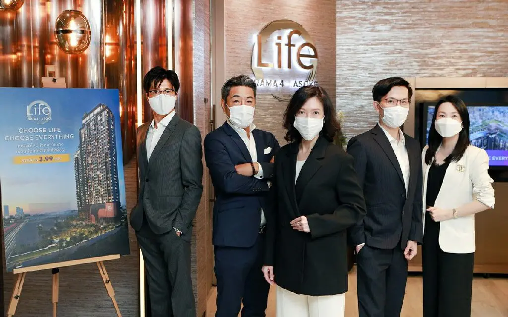 LIFE พระราม 4 – อโศก ชีวิตที่ไม่ต้องเลือก  LIFE RAMA 4 – ASOKE CHOOSE EVERYTHING