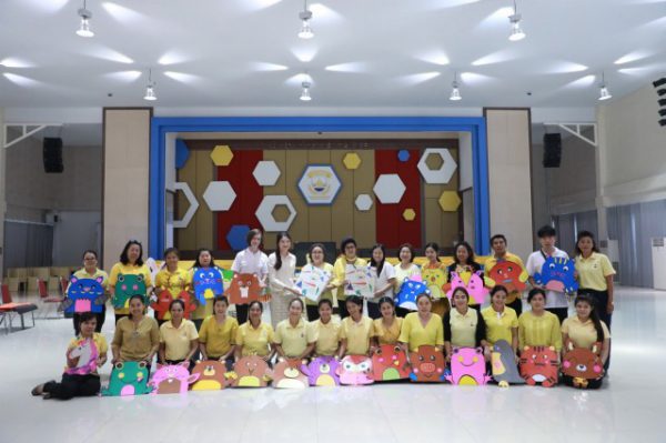 สาธิตกรุงเทพธนบุรี จัดอบรม การผลิตสื่อฯ  เสริมเด็กๆ ให้มีความสุขและเรียนรู้ได้ง่ายขึ้น