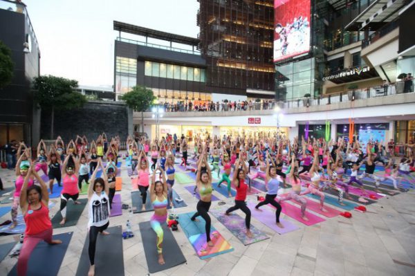 58 สาวงามผู้เข้าประกวด Miss Universs Thailand  สร้างสีสันหาดพัทยาคึกคัก