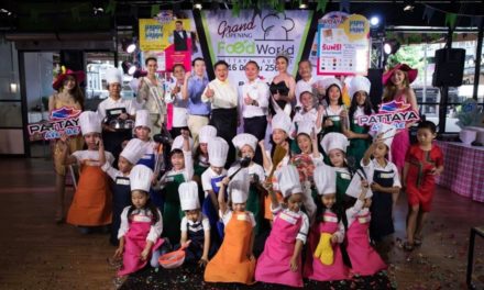 ซีพีเอฟ เปิดศูนย์อาหาร Food World สาขา Pattaya Avenue ประชาชนให้ความสนใจร่วมงานอย่างคับคั่ง