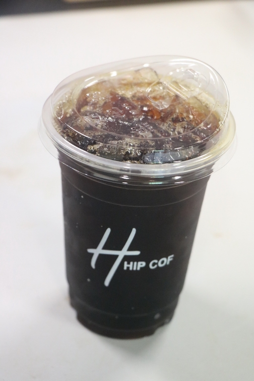 กาแฟรถตู้ข้างทาง Hip Cof