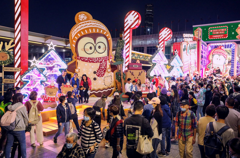 “Harbour City” ศูนย์การค้าที่ใหญ่ที่สุดในฮ่องกง จัดงานฉลองคริสต์มาสอีกครั้งด้วยการตกแต่งสุดอลังการและนิทรรศการศิลปะธีม Snoopy