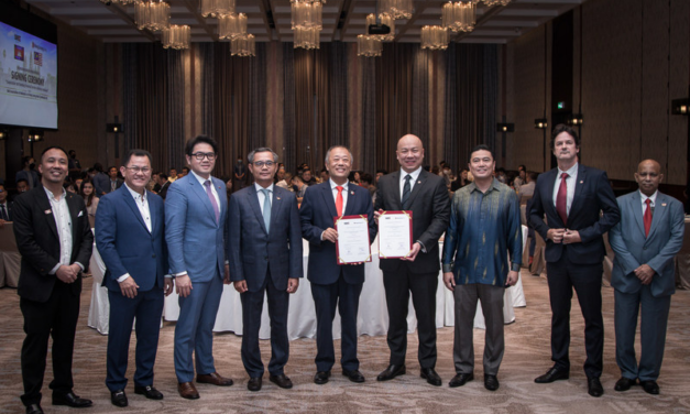 ธนาคารหงเหลียงสาขากัมพูชา เซ็นเอ็มโอยูกับสมาคมเอสเอ็มอีแห่งมาเลเซีย หวังเร่งภาคเอสเอ็มอีกัมพูชาให้เติบโต