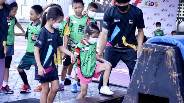 มูลนิธิฟีนิกส์ ขยายโครงการกีฬาเพื่อเยาวชนในเอเชีย