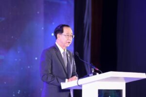รัฐมนตรีว่าการกระทรวงการคลังเป็นประธานมอบรางวัล “สุดยอดประกันภัยดีเด่นครบวงจร ประจำปี 2565” และกดปุ่มเปิดงาน Thailand InsurTech Fair ครั้งที่ 2 อย่างยิ่งใหญ่ โดยเชิญยืนไว้อาลัยเหตุกราดยิงที่หนองบัวลำภู ก่อนเปิดงาน
