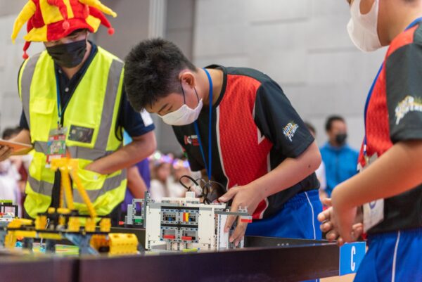 Dow หนุนนักประดิษฐ์หุ่นยนต์รุ่นจิ๋ว เสริมการเรียนรู้ STEM พิชิตภารกิจ FIRST® LEGO® League พร้อมต่อยอดแข่งนานาชาติ