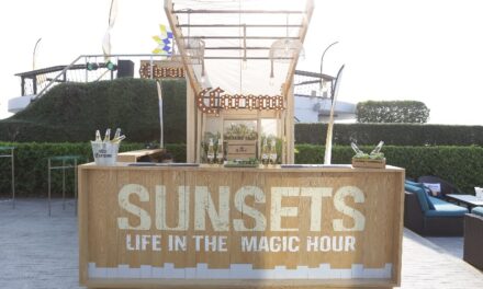 Corona Thailand ส่งแคมเปญ ‘This is Living’ เสิร์ฟความสดชื่นด้วยมะนาวและความซ่า ภายใต้คอนเซ็ปต์ Corona Sunset: Life in the magic hour พร้อมจับมือร้านอาหารริมชายหาด และเหล่ารูฟท็อปยอดนิยม ดันกลยุทธ์ Experiential Marketing พร้อมสาดความสนุกประเดิมช่วงสงกรานต์และตลอดปี