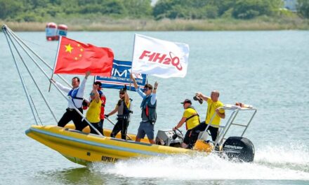 เมืองเจิ้งโจวเปิดฉากการแข่งขันเรือยนต์ที่ทะเลสาบหลงหู ประพันธ์ท่วงทำนองสุดตื่นตาระหว่างศึกชิงแชมป์เรือฟอร์มูล่าวันกับเมืองอันพลุกพล่าน