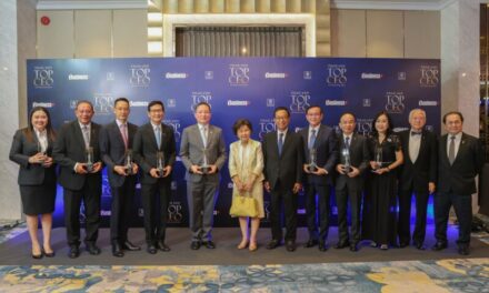 บมจ.เออาร์ไอพี ร่วมกับ คณะพาณิชยศาสตร์และการบัญชี มธ. มอบรางวัล THAILAND TOP CEO OF THE YEAR 2023  ยกย่องและเชิดชูเกียรติสุดยอดผู้นำองค์กรแห่งปี