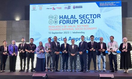 ไอแบงก์ ขึ้นเวที Halal Sector Forum 2023 ส่งเสริมการลงทุนฮาลาลควบคู่ ESG   ณ กรุงกัวลาลัมเปอร์