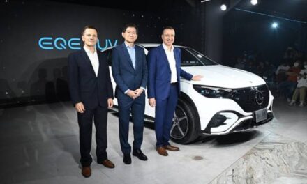 เมอร์เซเดส-เบนซ์ ขยายไลน์อัพ EQE SUV ครบ 3 รุ่น รองรับกลุ่มลูกค้าอีวีที่เติบโตอย่างต่อเนื่อง  พร้อมเผยไฮไลท์สุดพิเศษแบบจัดเต็มในงาน Mercedes-Benz StarFest 2023