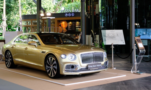 เอเอเอสฯ เชิญสัมผัส BENTLEY FLYING SPUR AZURE   กับประสบการณ์ขับขี่ใจกลางเมือง พร้อมพบข้อเสนอพิเศษรถสต๊อกรับไตรมาสสุดท้ายของปี