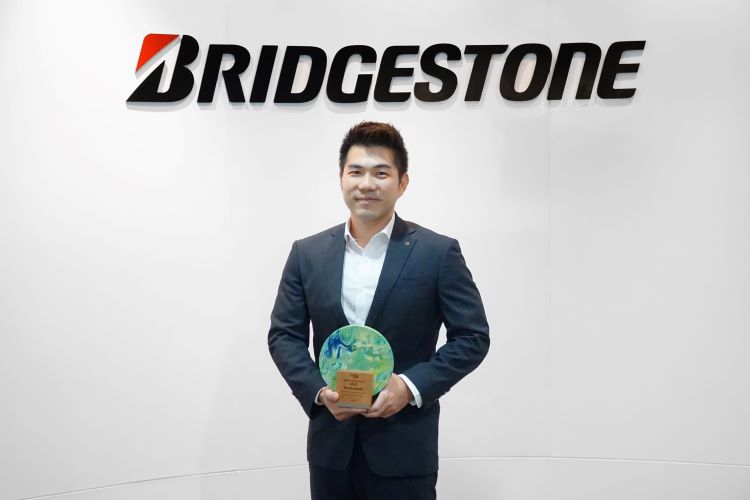 บริดจสโตนรับรางวัล Business Partner Award 2023 (Silver Award) จากไทยเบฟเวอเรจ ในฐานะพันธมิตรที่มุ่งมั่นส่งมอบคุณค่าความยั่งยืนสู่สังคม พร้อมประกาศเจตนารมณ์สู่การดำเนินธุรกิจอย่างยั่งยืนในงาน Sustainability Expo 2023