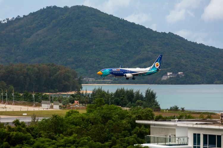 นกแอร์ เตรียมเปิดเส้นทางใหม่ ภูเก็ต – เฉิงตู  สายการบินนกแอร์พร้อมบินตรงสู่ “มหานครเหนือกาลเวลา” เฉิงตู ประเทศจีน  พร้อมให้บริการ วันที่ 15 ธันวาคม 2566 ด้วยเครื่องบิน Boeing 737-800  ที่นั่งกว้างนั่งสบาย พร้อมดูแลท่านตลอดเส้นทาง