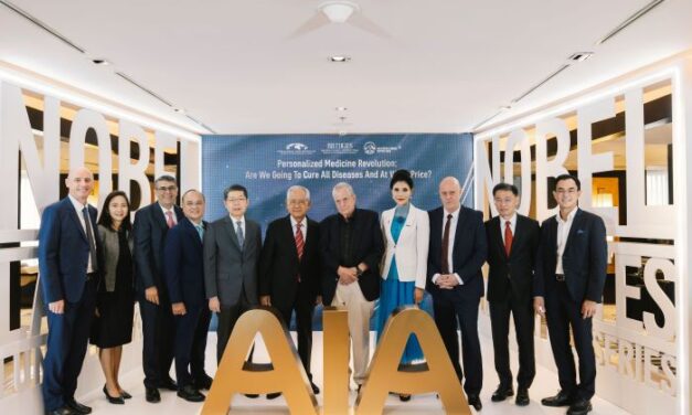 เอไอเอ ประเทศไทย จัดงาน AIA Nobel Laureates Luncheon Talk Series ในหัวข้อ “Personalized Medicine Revolution: Are We Going to Cure All Diseases and at What Price?” โดย ศาสตราจารย์อารอน ชีชาโนเวอร์ นักวิทยาศาสตร์รางวัลโนเบลสาขาเคมี ปี 2547