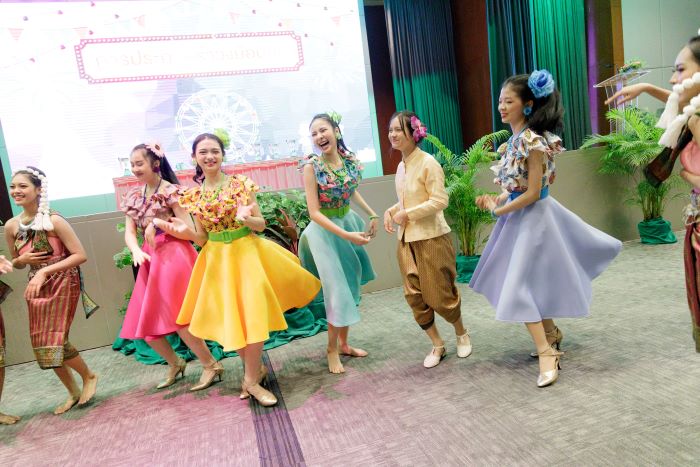 ศิลปศาสตร์ ม.รังสิต จัดการแข่งขันทักษะทางภาษาและวัฒนธรรมไทย 