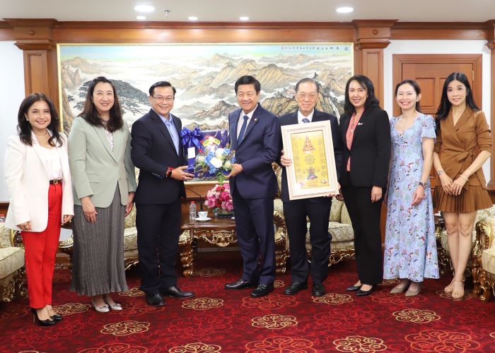 ทิพยประกันภัยร่วมแสดงความยินดีประธานกรรมการหอการค้าไทย-จีน   