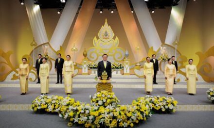 ทิพยประกันภัย ร่วมถวายพระพรชัยมงคลพระบาทสมเด็จพระปรเมนทรรามาธิบดีศรีสินทรมหาวชิราลงกรณ พระวชิรเกล้าเจ้าอยู่หัว