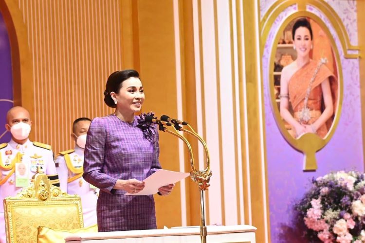 สมเด็จพระนางเจ้าฯ พระบรมราชินี เสด็จพระราชดำเนินทรงเปิดงาน “วันสตรีไทย” ประจำปี 2567 พม.- สภาสมาคมสตรีฯ รับเสด็จ